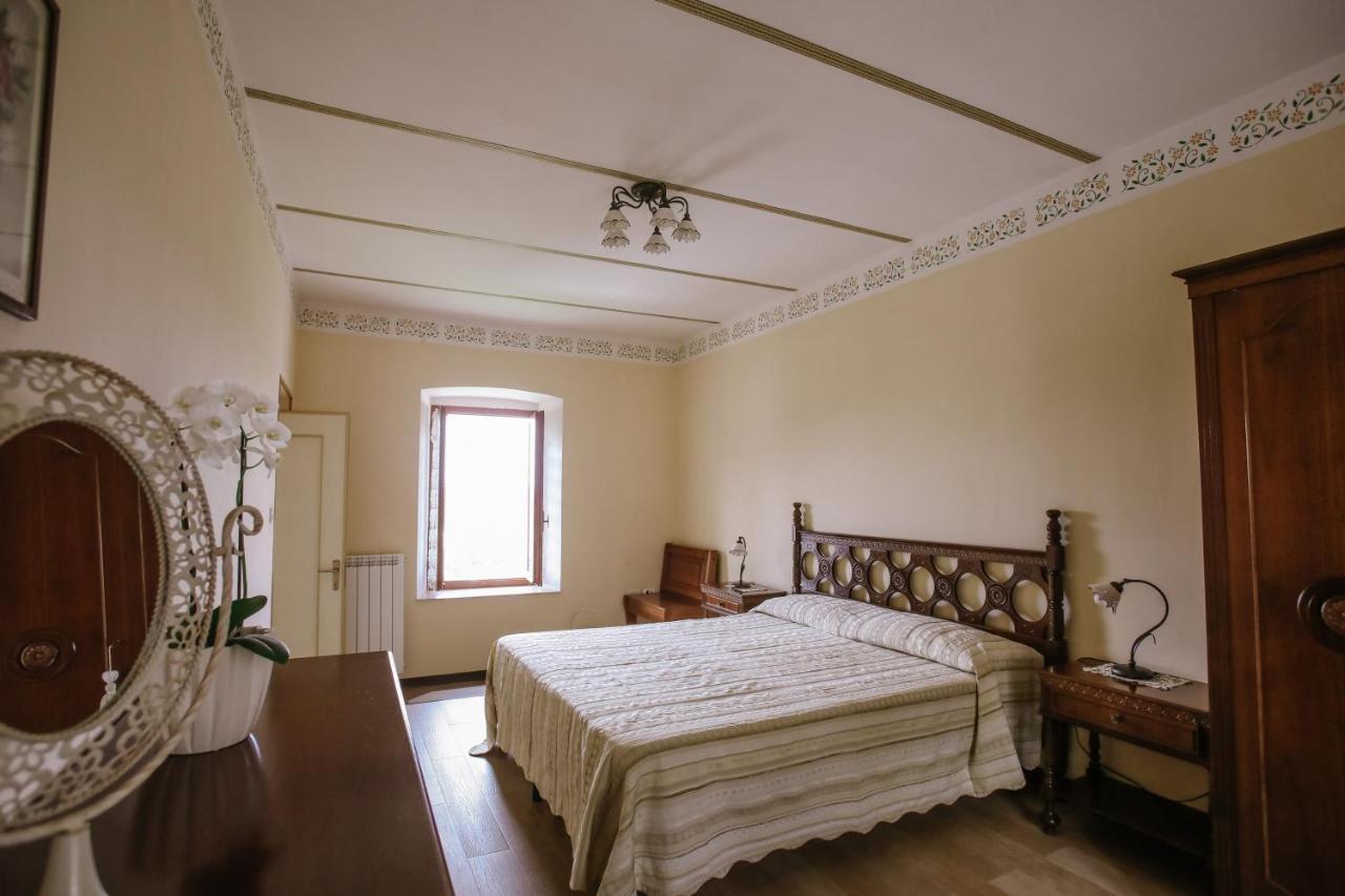 Il Pozzo Fiorito Daire Cossombrato Dış mekan fotoğraf