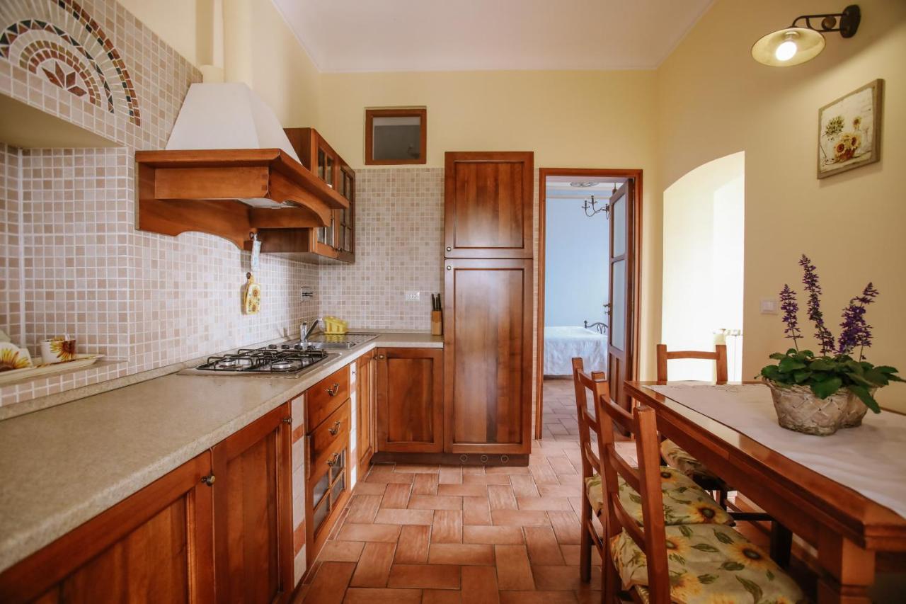Il Pozzo Fiorito Daire Cossombrato Dış mekan fotoğraf