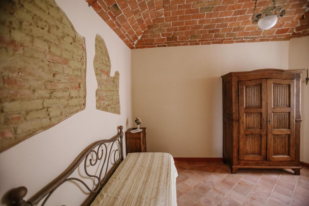 Il Pozzo Fiorito Daire Cossombrato Dış mekan fotoğraf